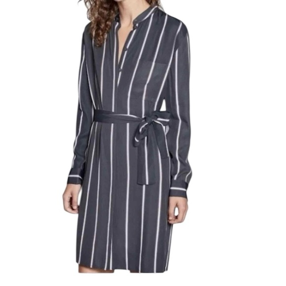 Equipment Femme “Raven Eclipse” S EUC worn twice Black/Purple front tie wrap - Picture 14 of 15